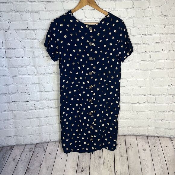 MADEWELL Button-Back Easy Dress in Daisy Dots Style AB331 - Picture 4 of 8